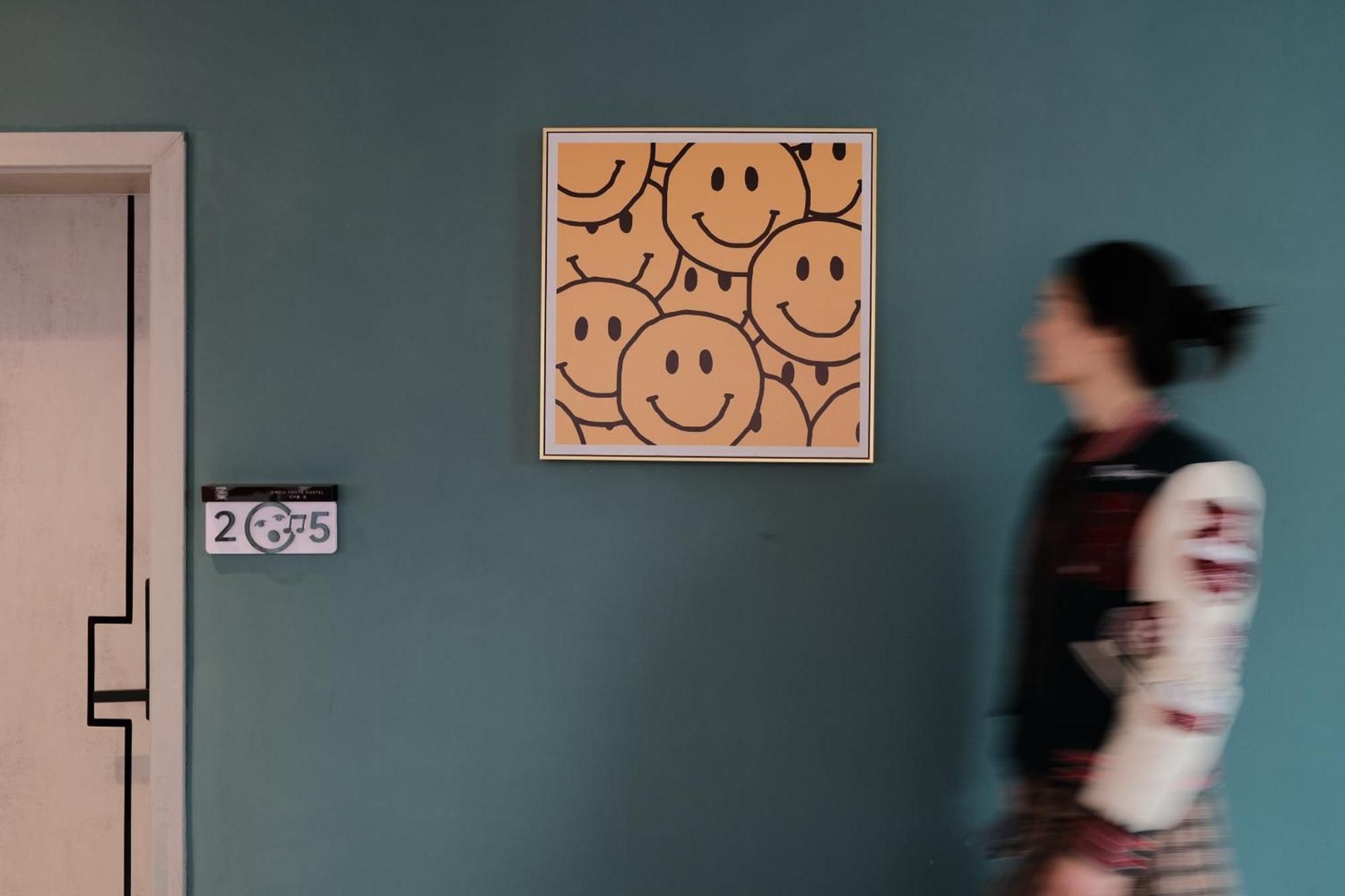 Yangshuo Emoji Youth Hostel Extérieur photo